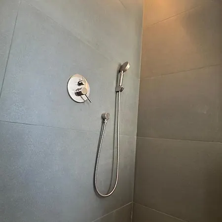 Apartment Cozy Luxury 1-bedroom In Nicosia's Heart
